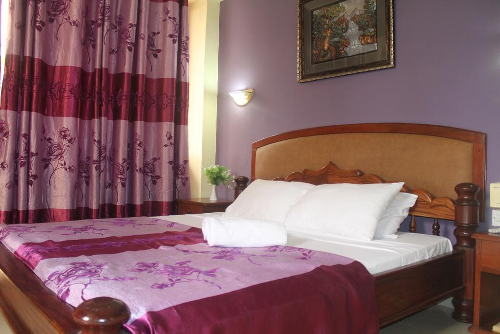 Iris Hotel Dar Es Salaam Extérieur photo