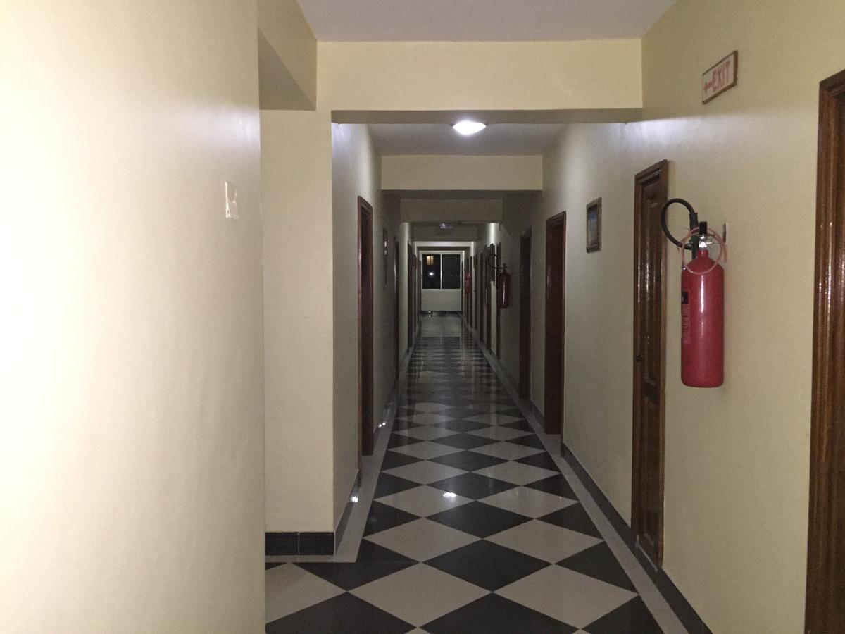 Iris Hotel Dar Es Salaam Extérieur photo