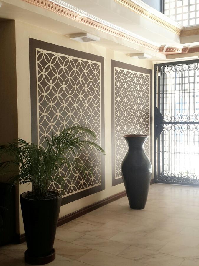 Iris Hotel Dar Es Salaam Extérieur photo