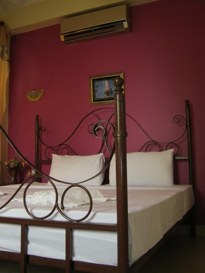 Iris Hotel Dar Es Salaam Extérieur photo